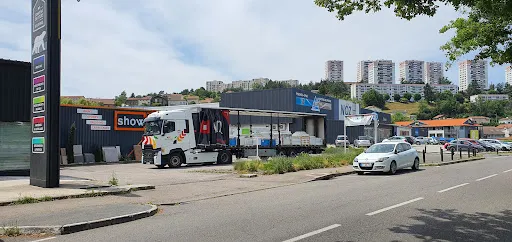 Casa Showroom à Villars